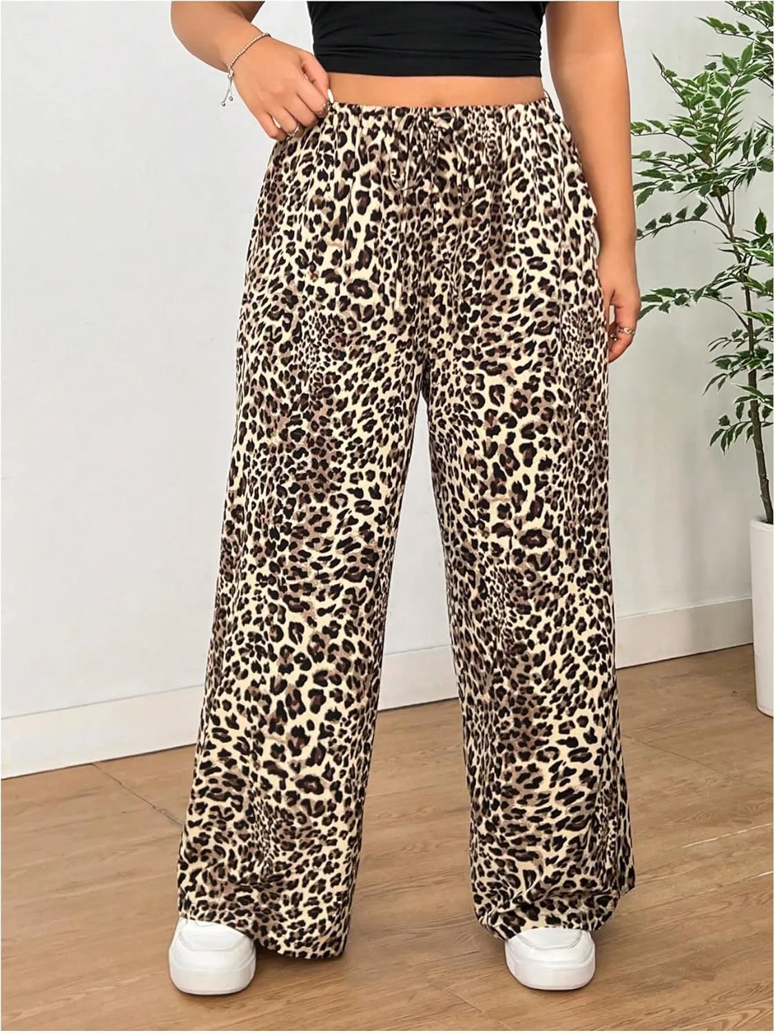 WDIRARA Women's Plus Size Leopard Print Pants Elastic High Waist Trousers with Pockets