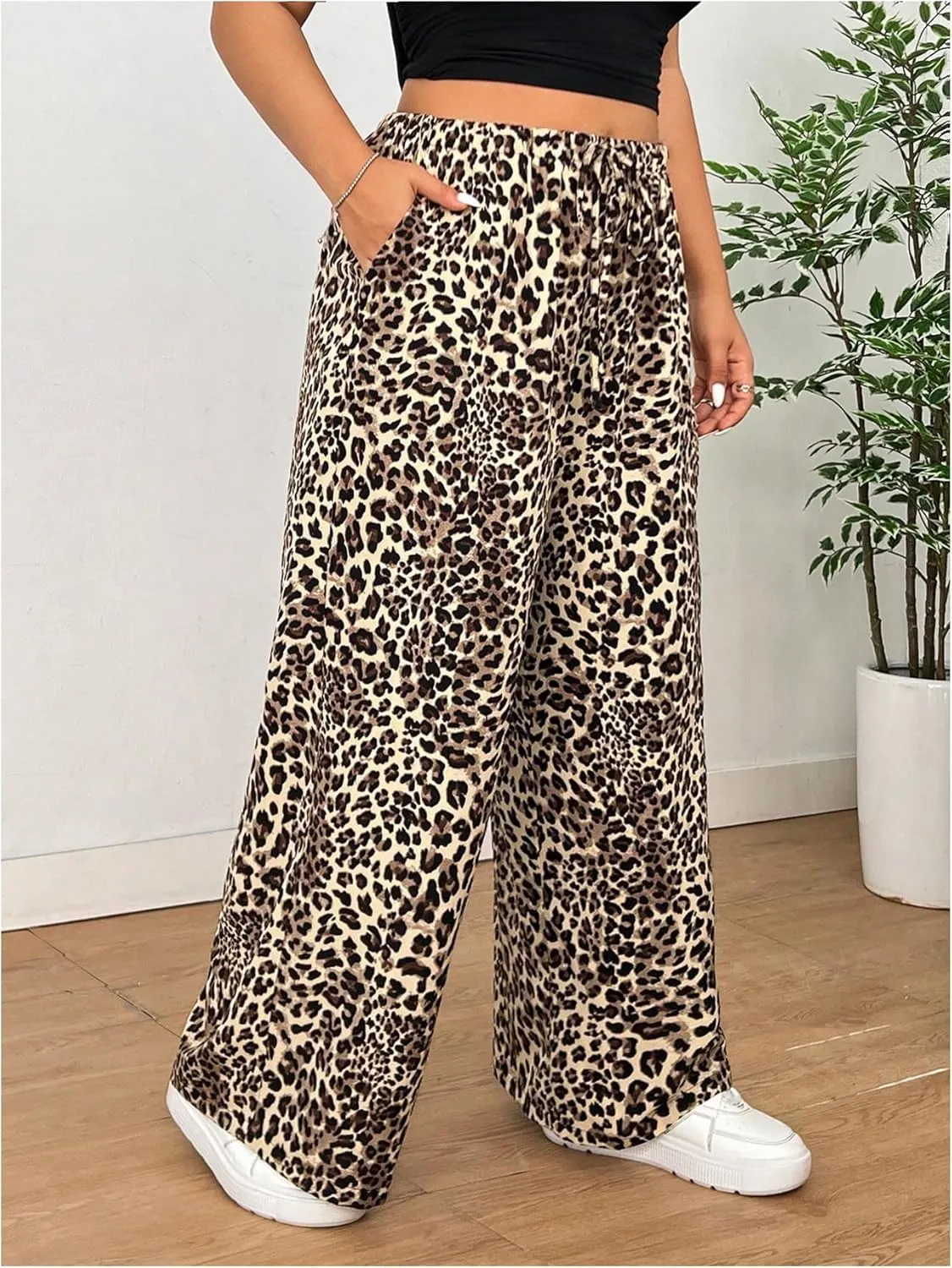 WDIRARA Women's Plus Size Leopard Print Pants Elastic High Waist Trousers with Pockets