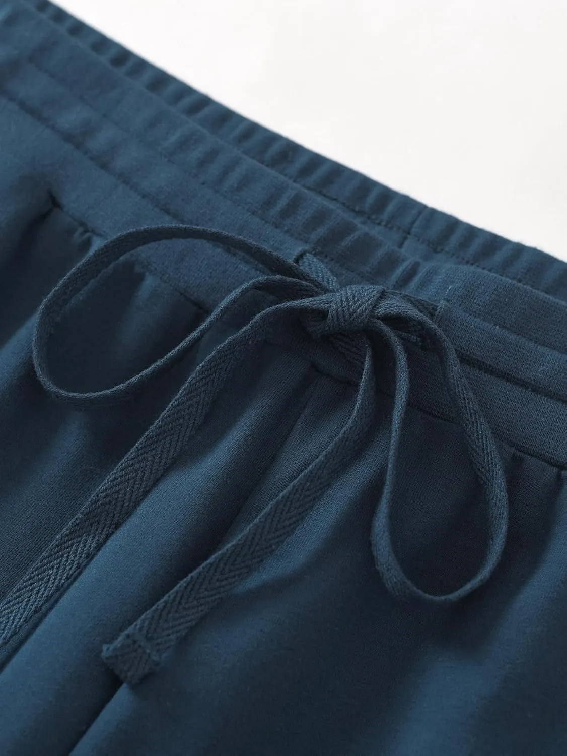 Weintee Women's 15" Capri Long Shorts with Pockets Below The Knee